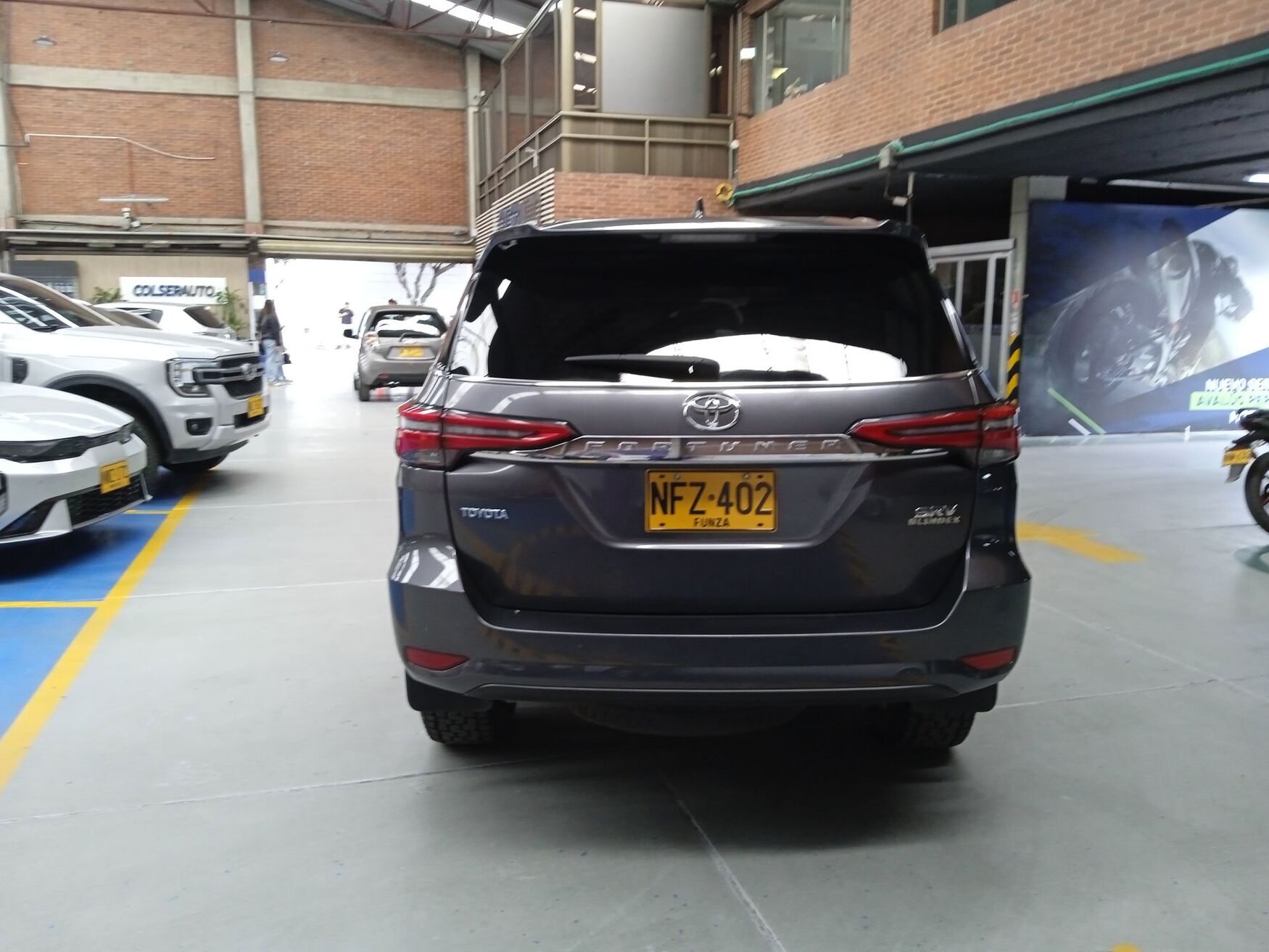 TOYOTA FORTUNER 2023