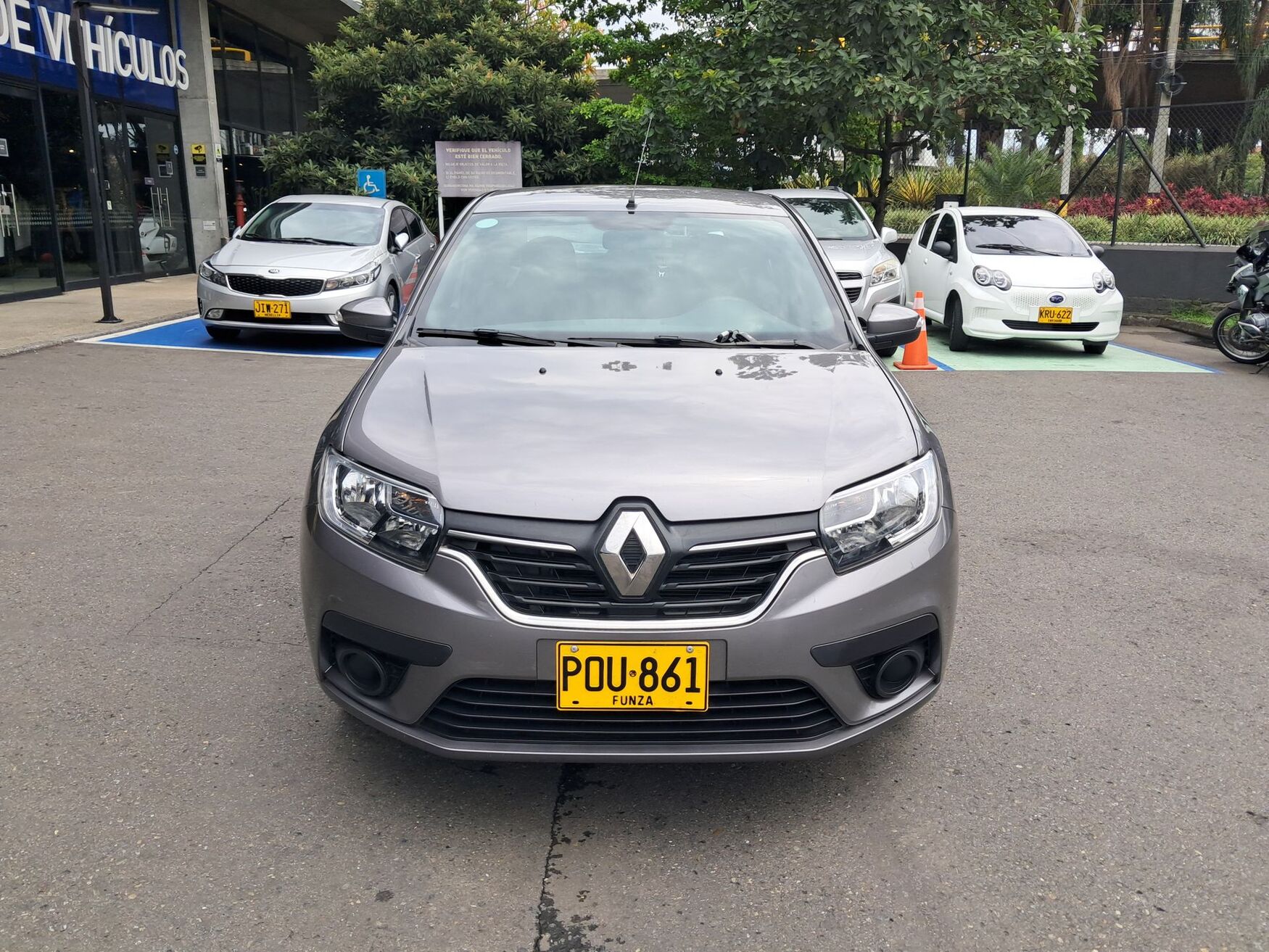 RENAULT LOGAN 2026