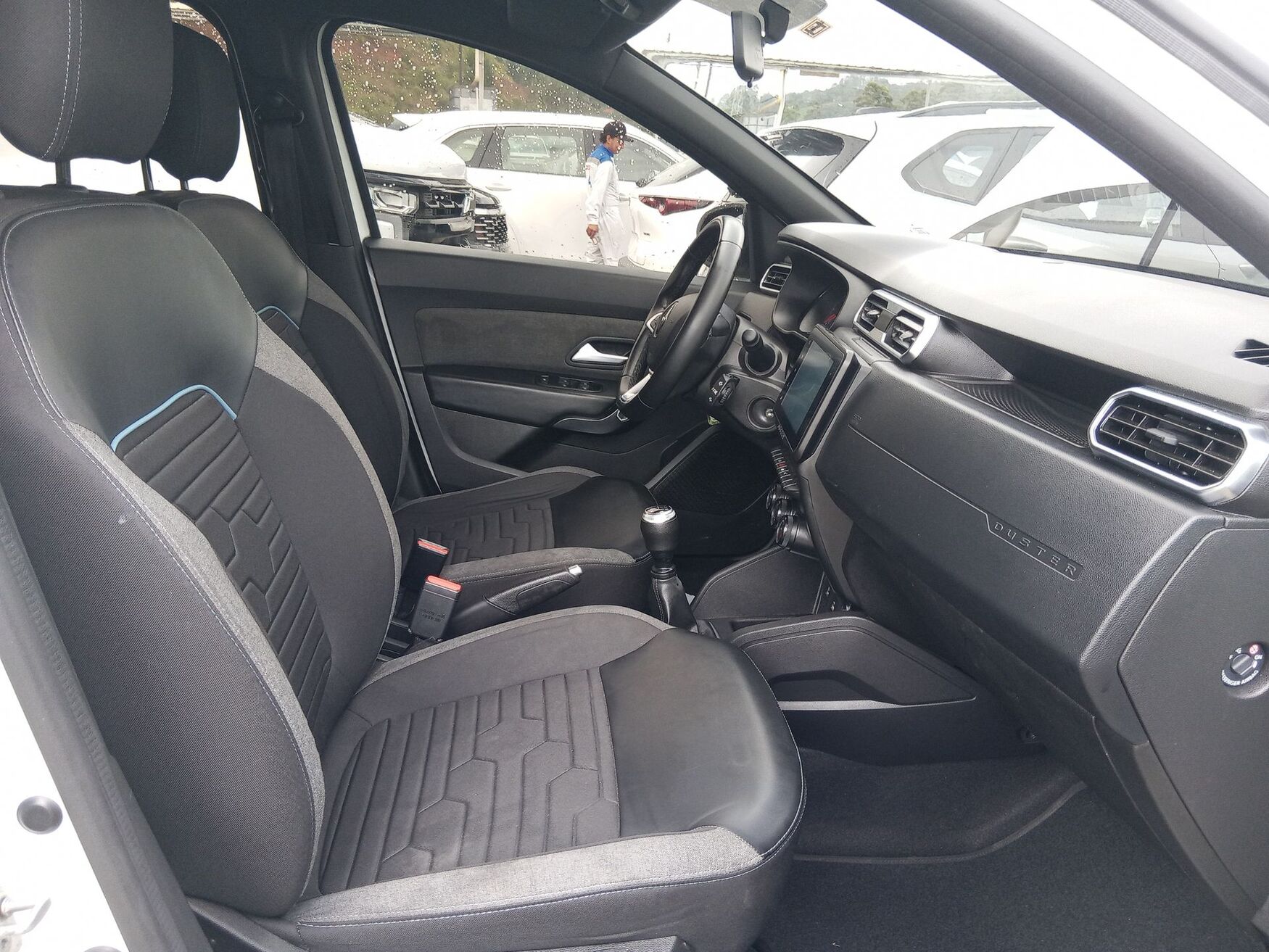 RENAULT DUSTER 2024