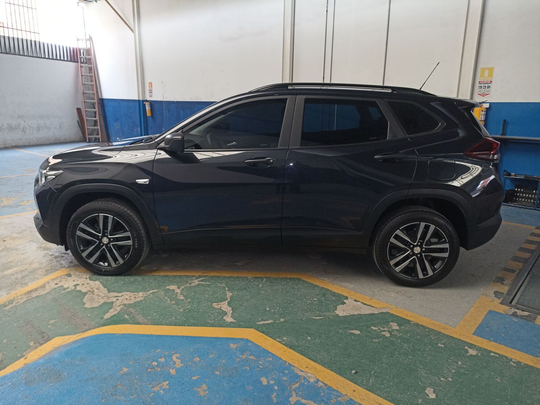CHEVROLET TRACKER 2025