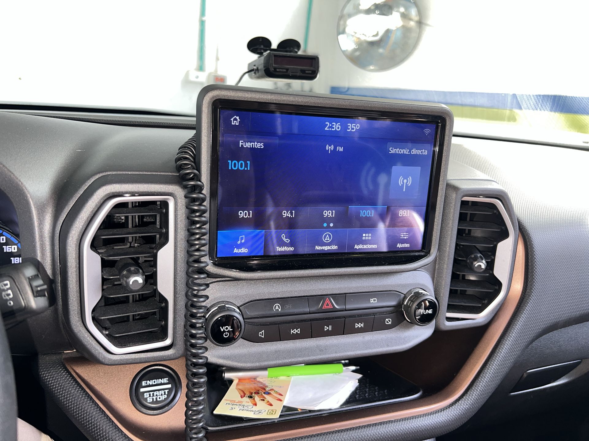 FORD BRONCO 2021