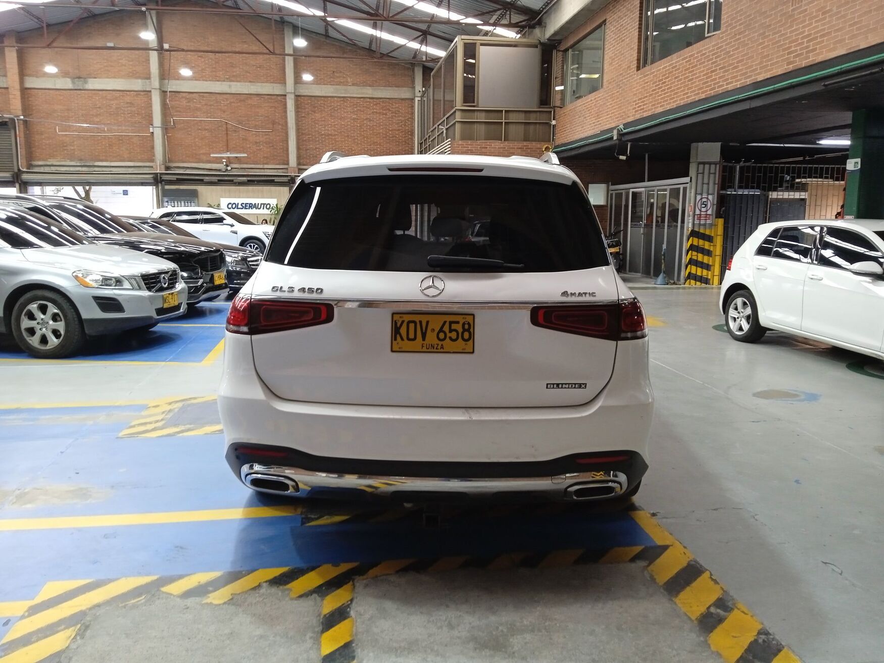 MERCEDES-BENZ GLS450 2022