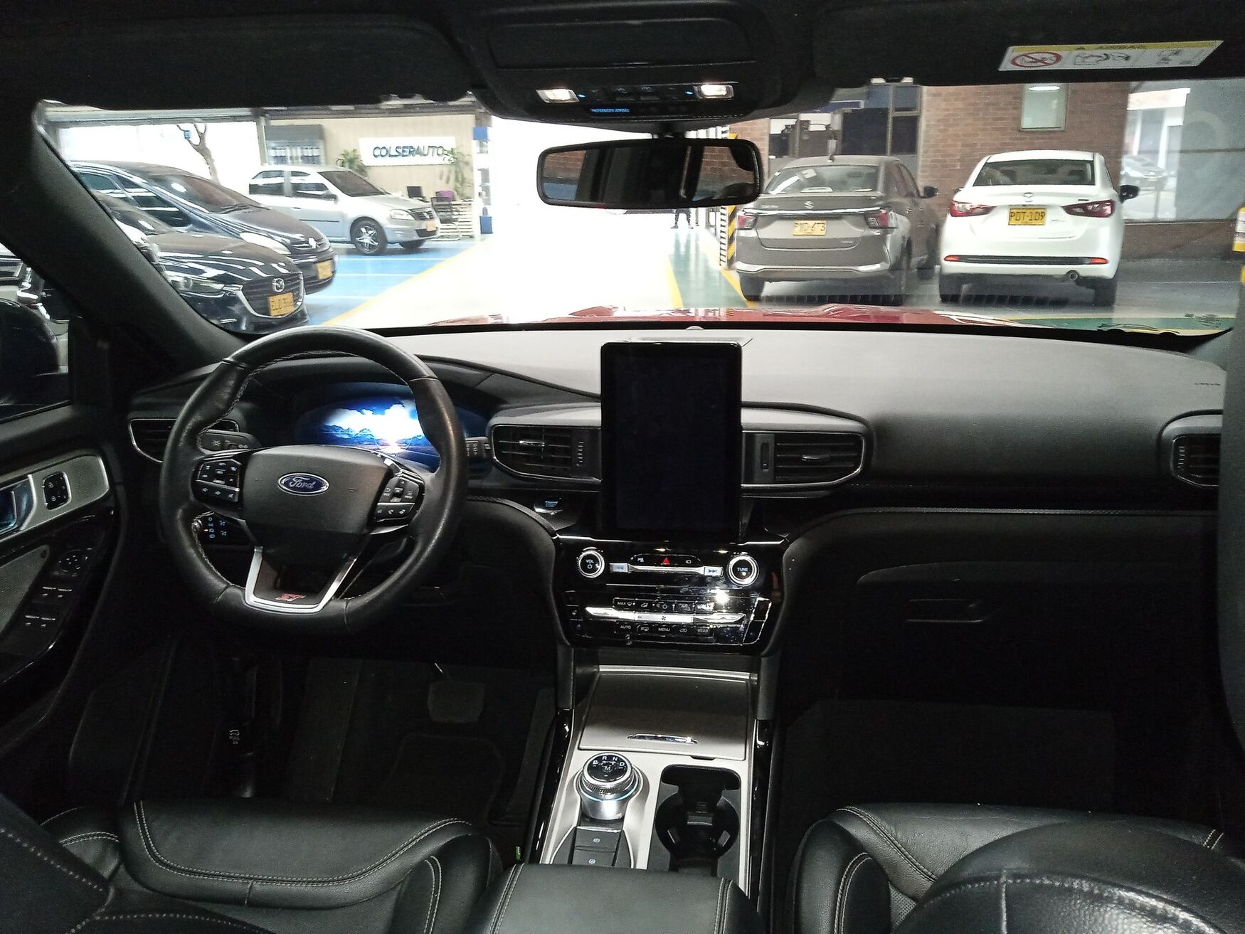 FORD EXPLORER 2023