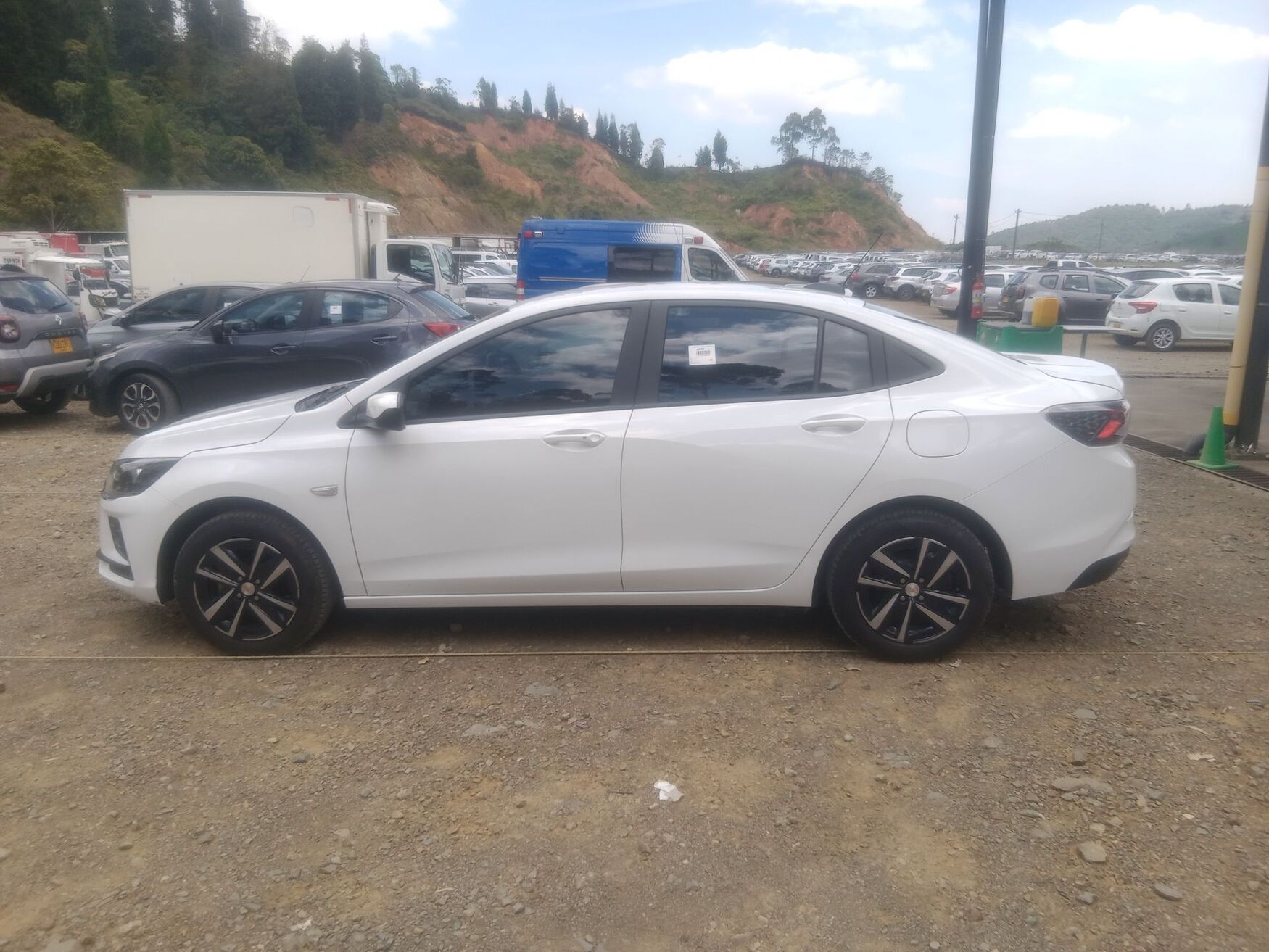 CHEVROLET ONIX 2026