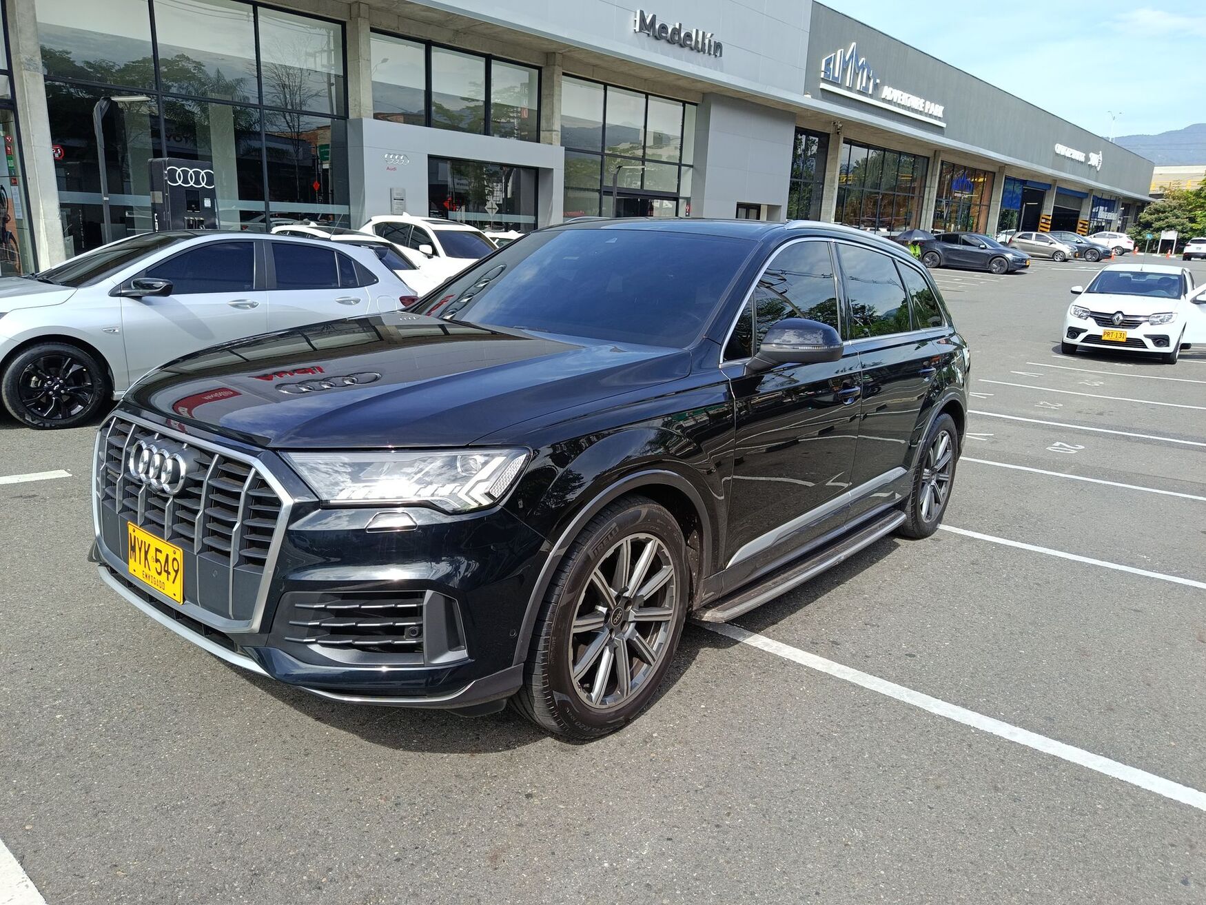 AUDI Q7 2023