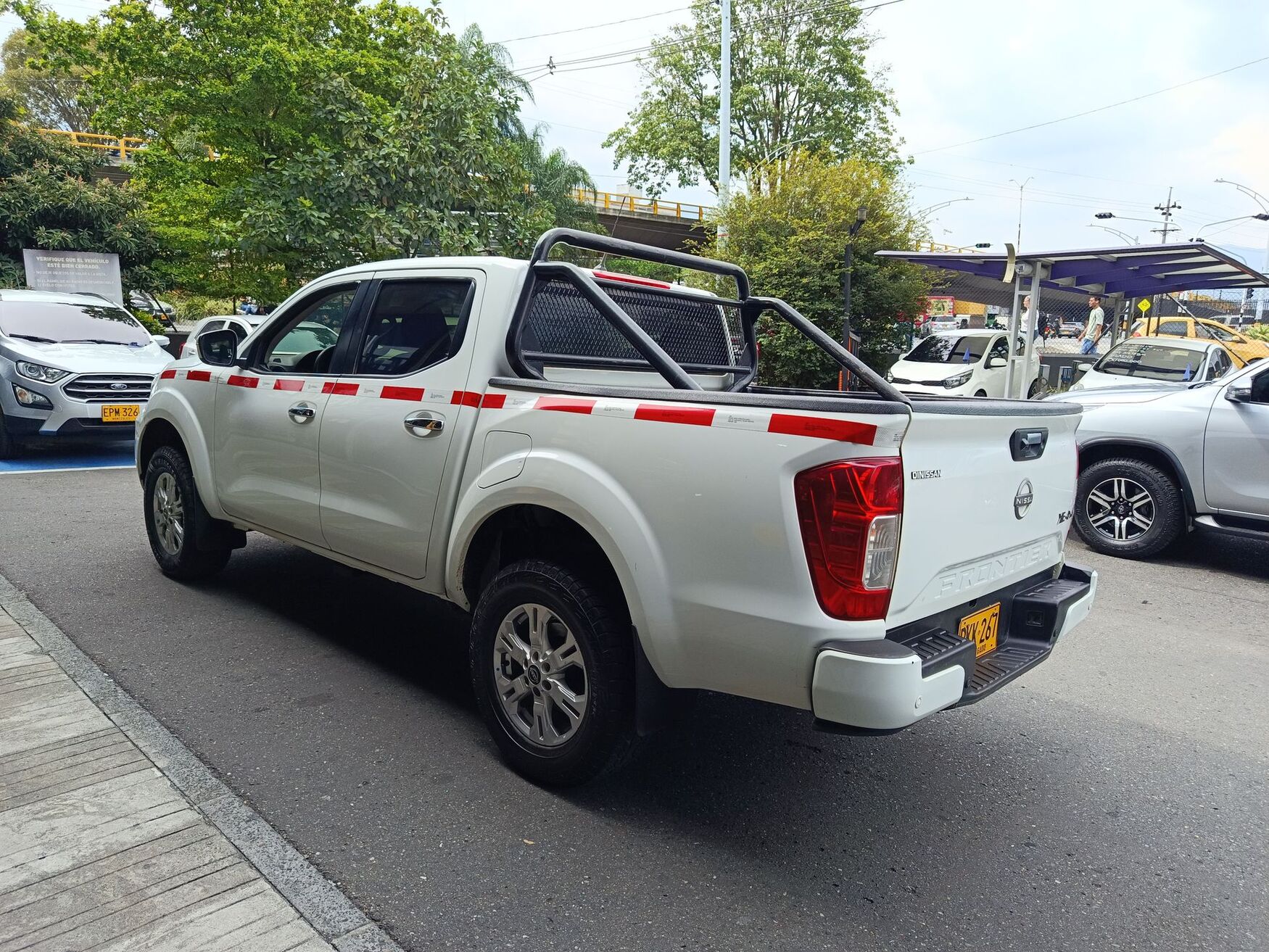 NISSAN FRONTIER 2026