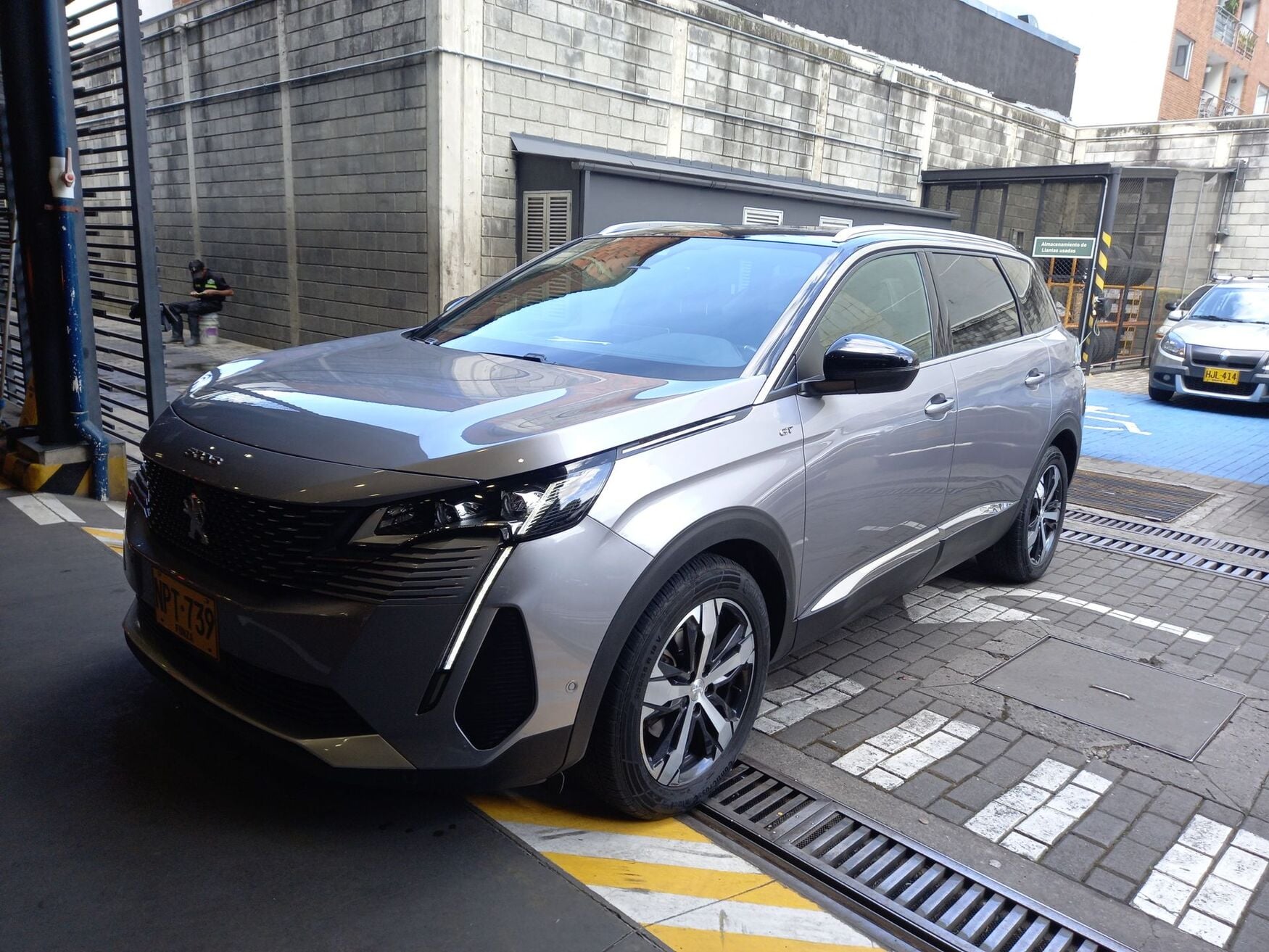 PEUGEOT 5008 2024