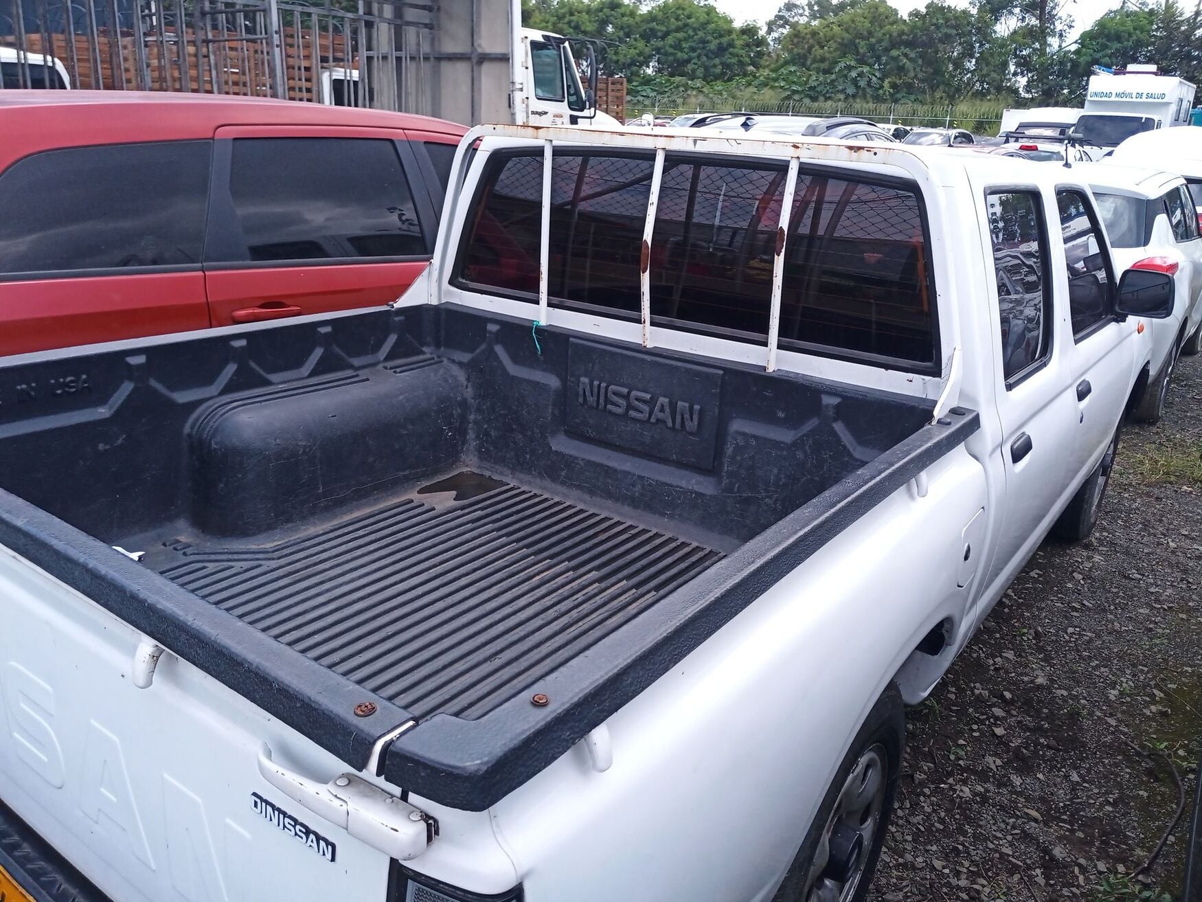 NISSAN NP300FRONTIER 2015