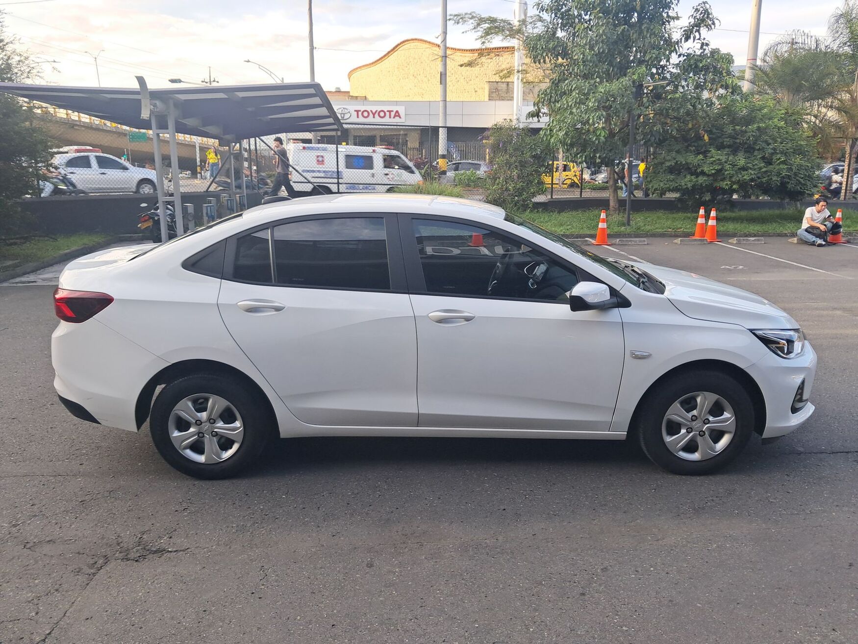 CHEVROLET ONIX 2025