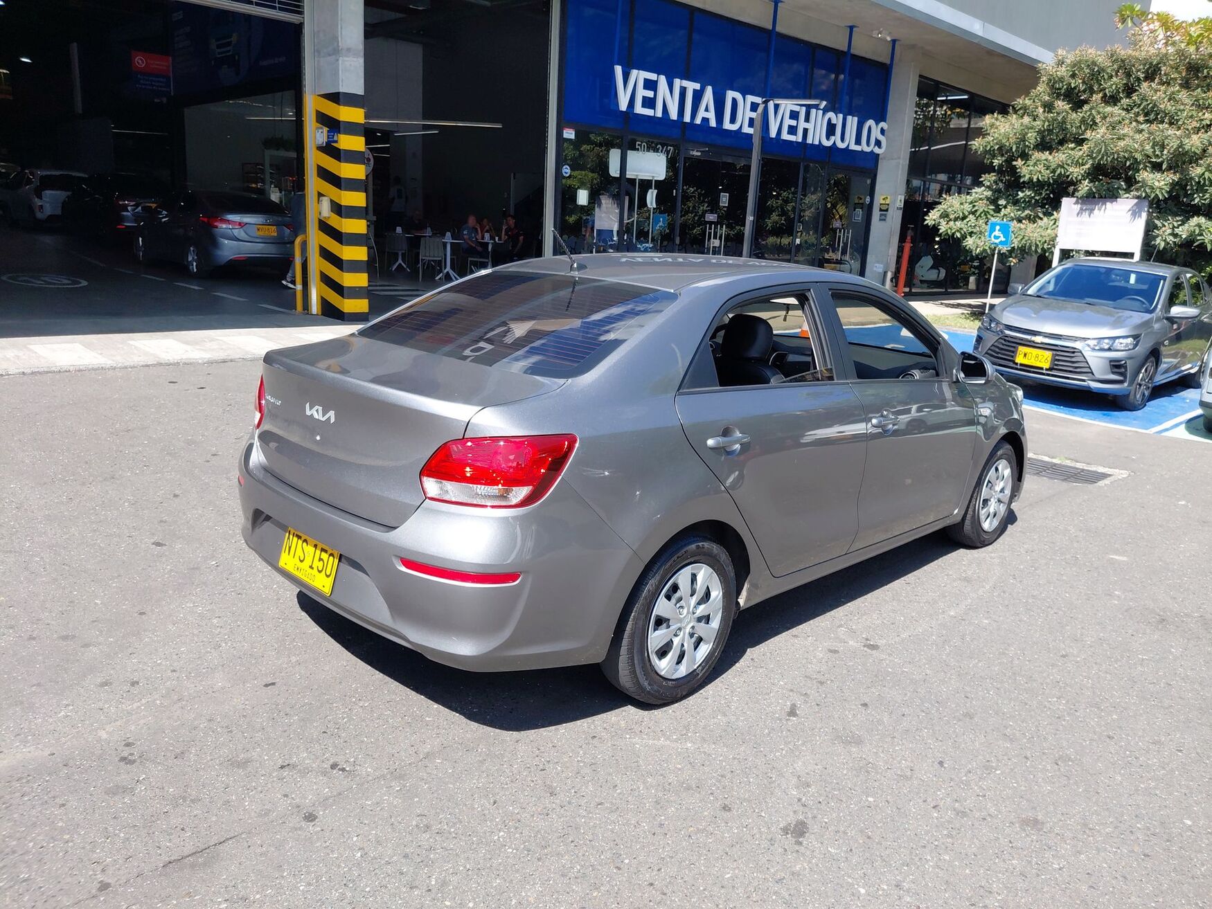 KIA SOLUTO 2025