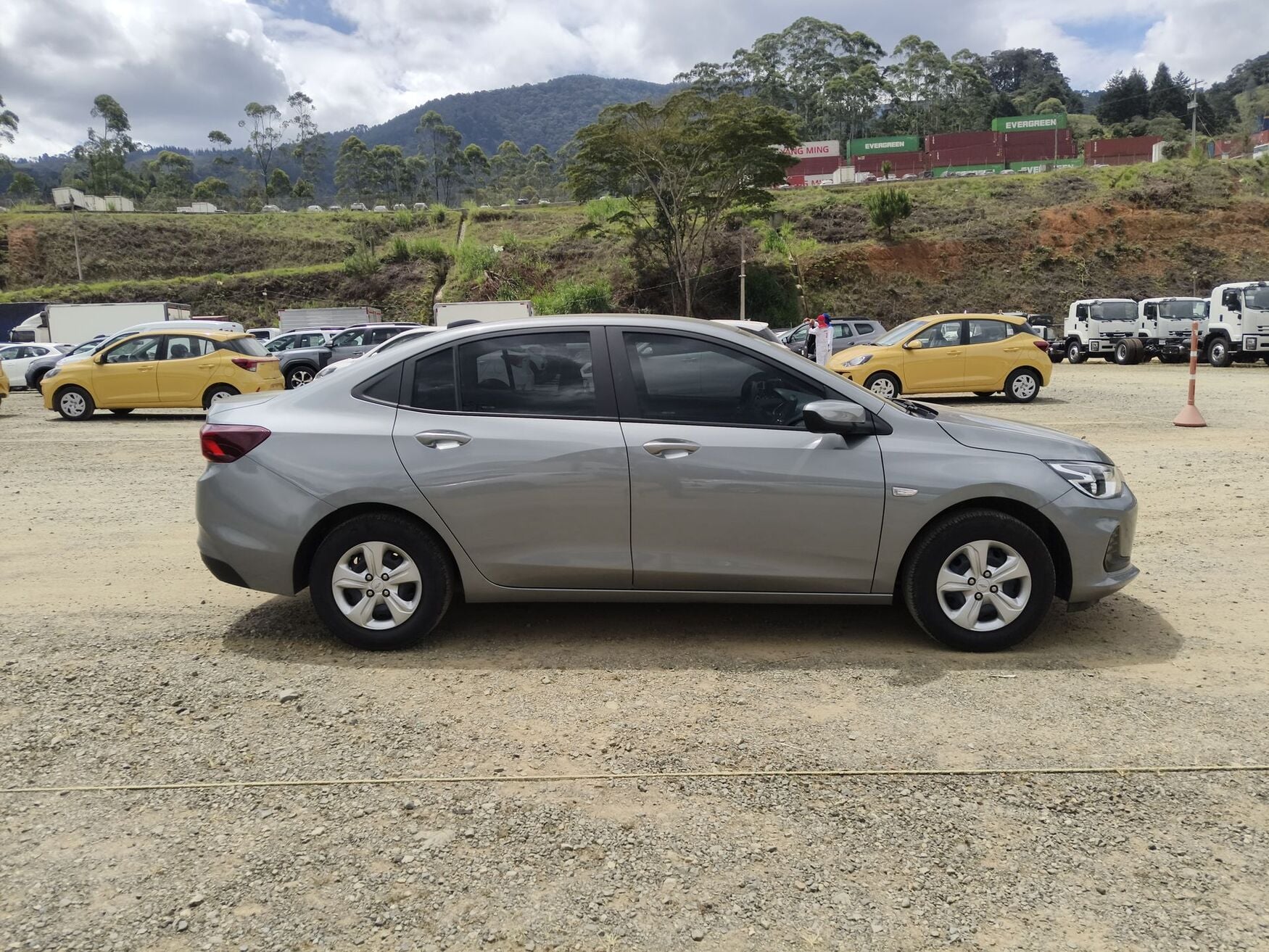 CHEVROLET ONIX 2025