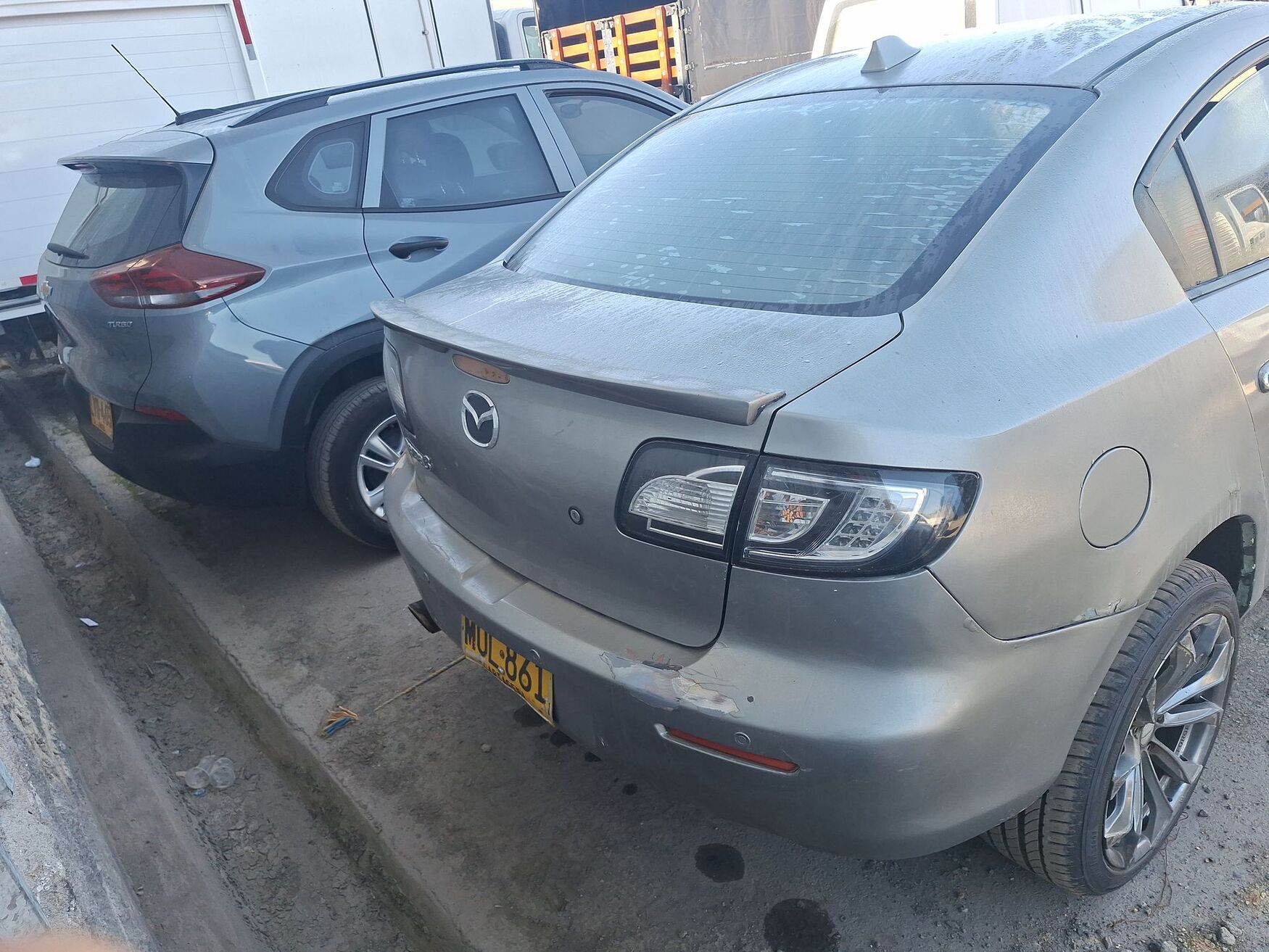 MAZDA 3 2013