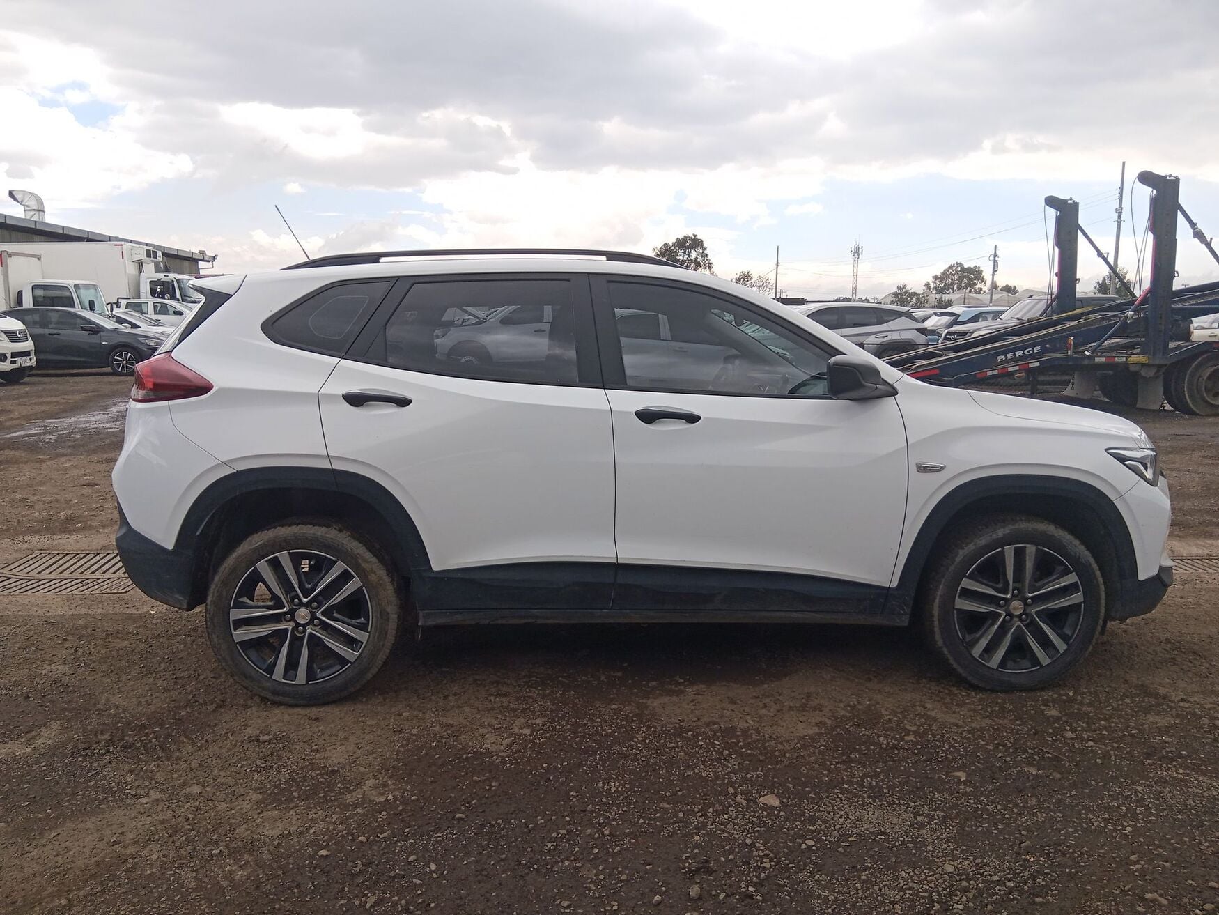 CHEVROLET TRACKER 2025