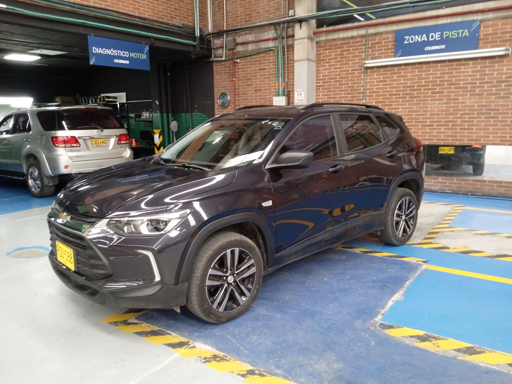 CHEVROLET TRACKER 2025