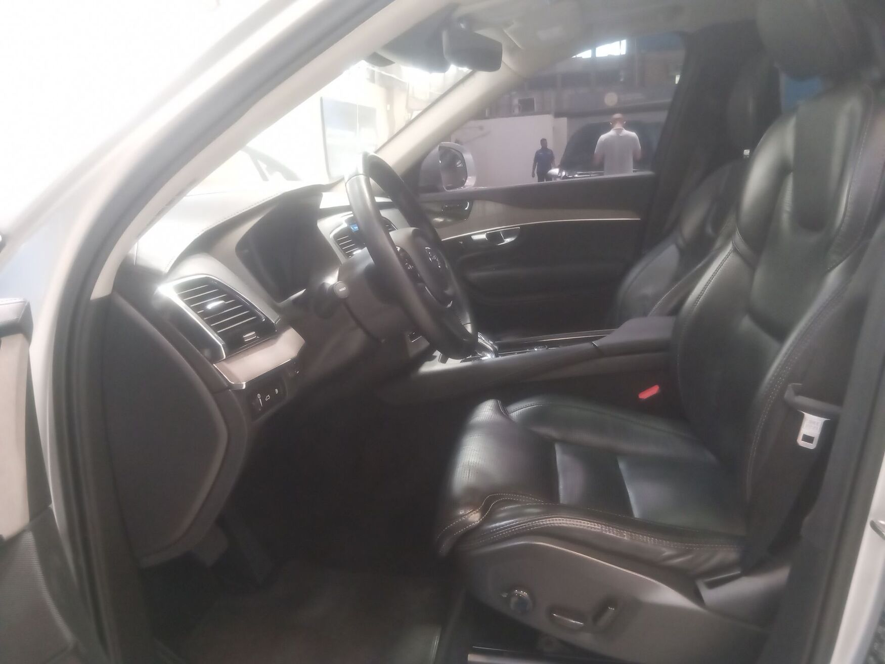 VOLVO XC90 2021