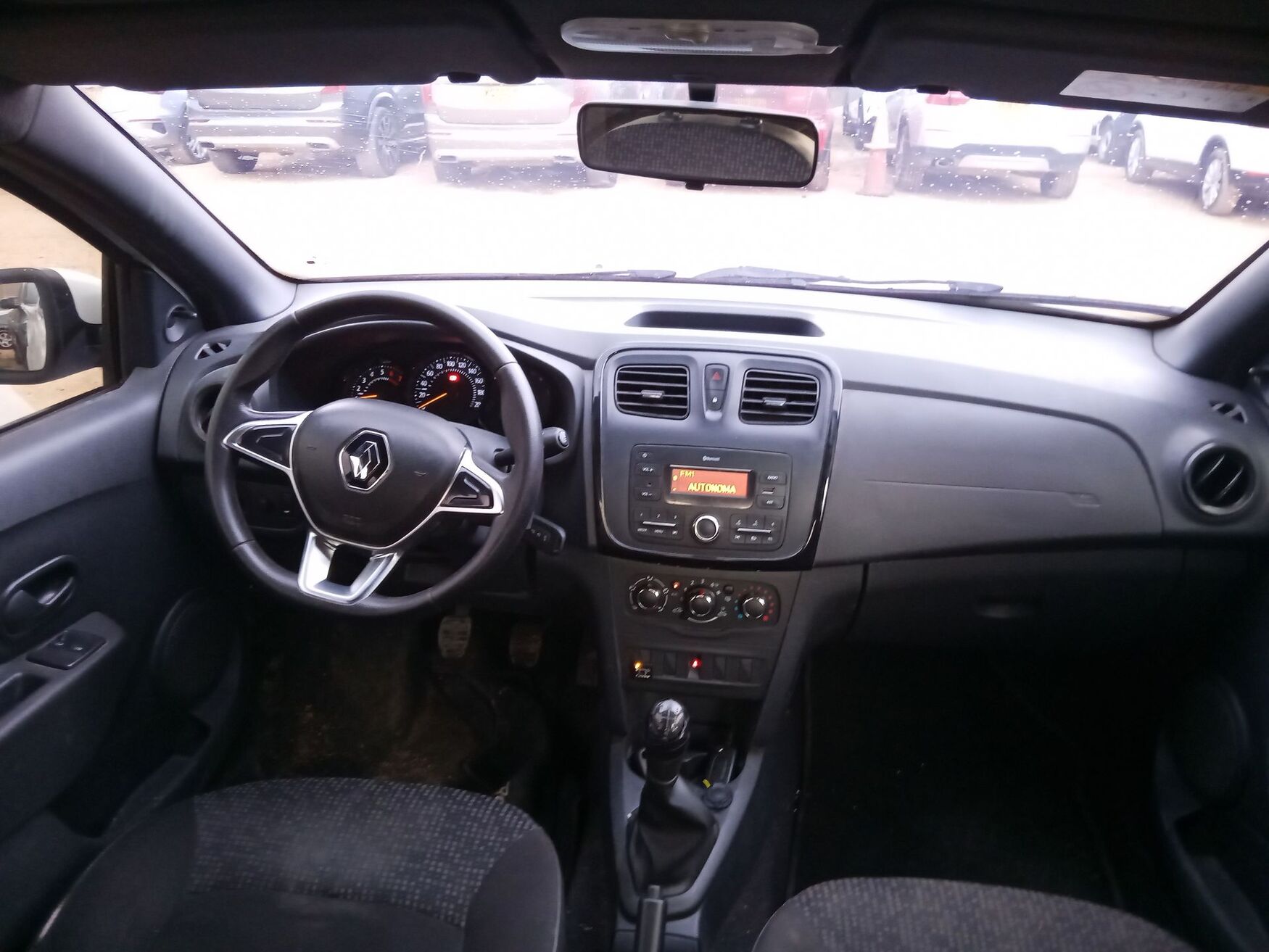 RENAULT SANDERO 2021