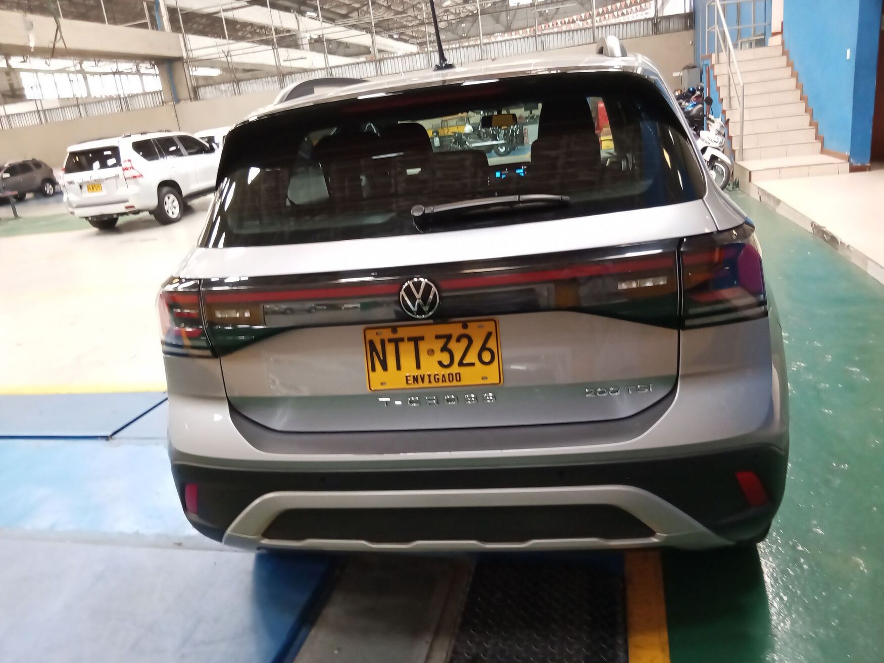 VOLKSWAGEN T-CROSS 2025