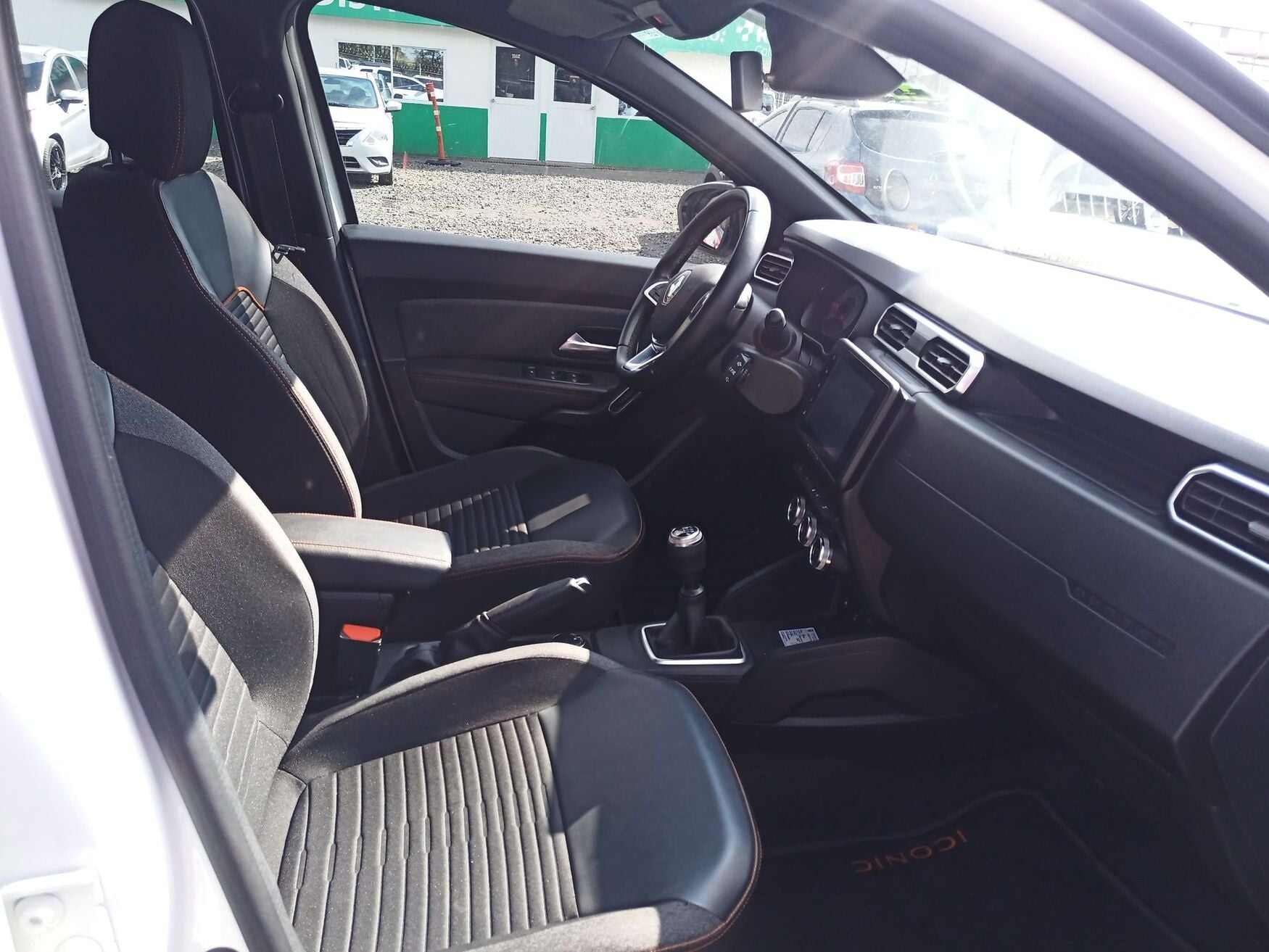 RENAULT DUSTER 2026