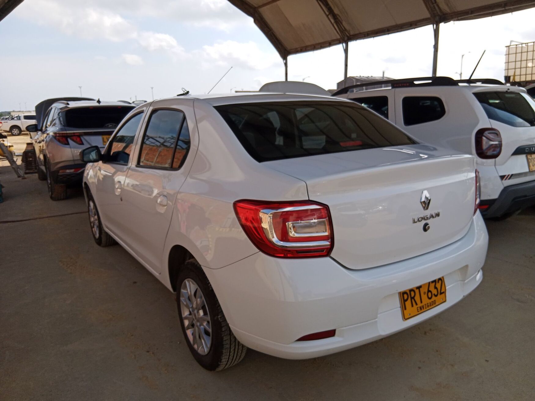 RENAULT LOGAN 2026