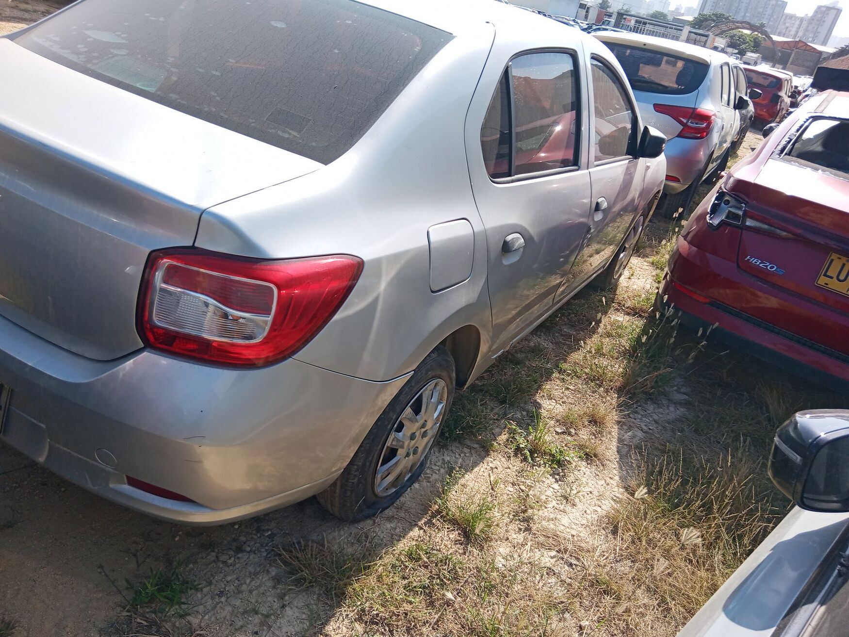 RENAULT LOGAN 2018