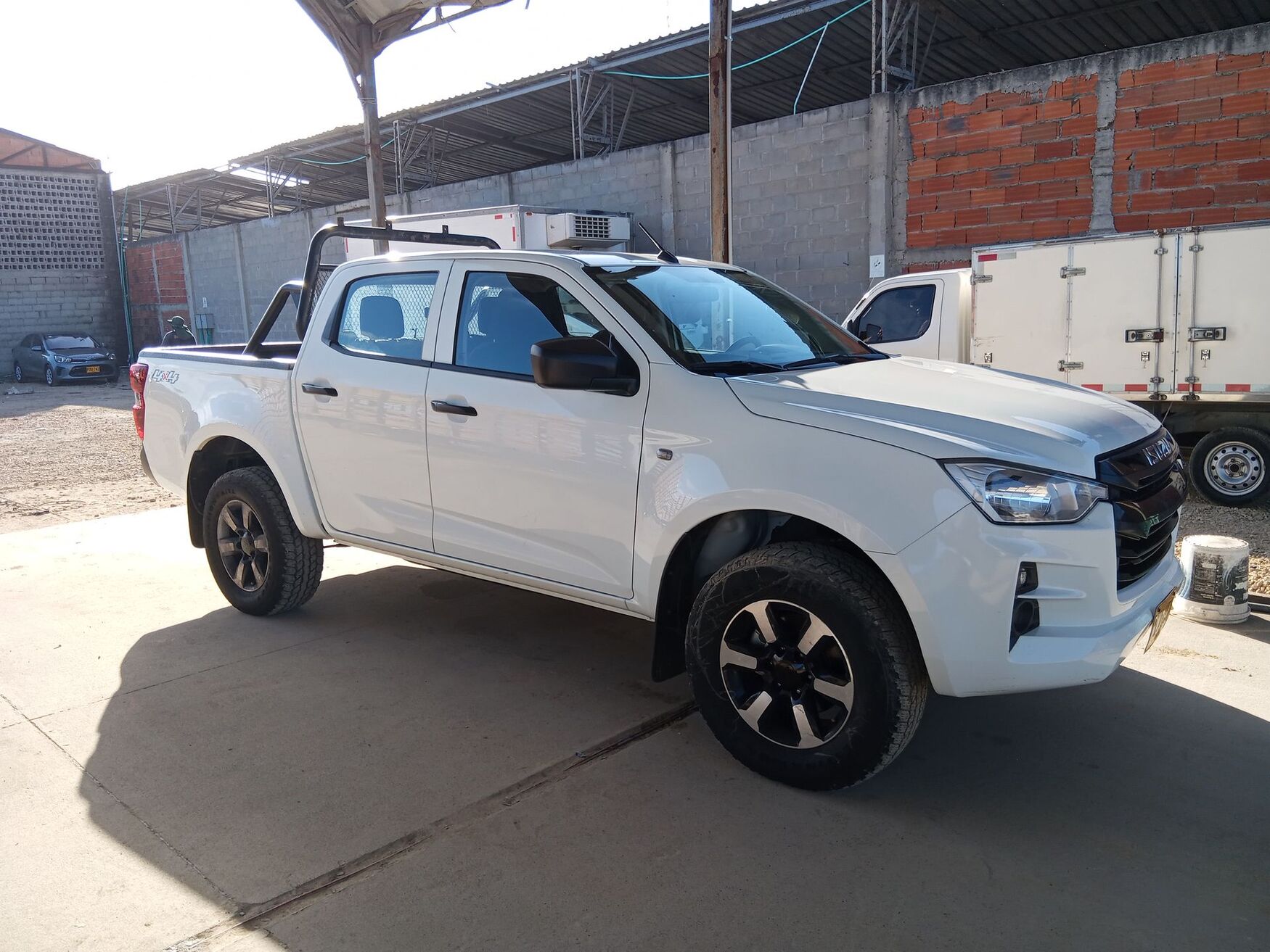 ISUZU FORCE 2025