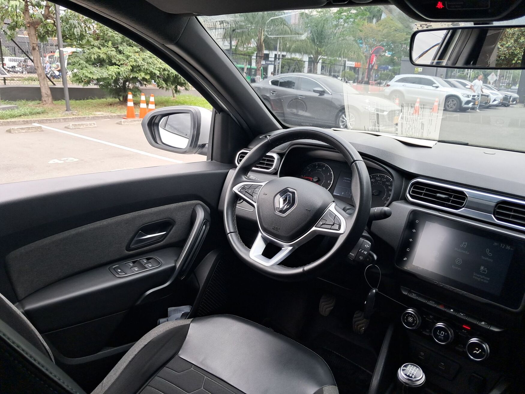 RENAULT DUSTER 2023
