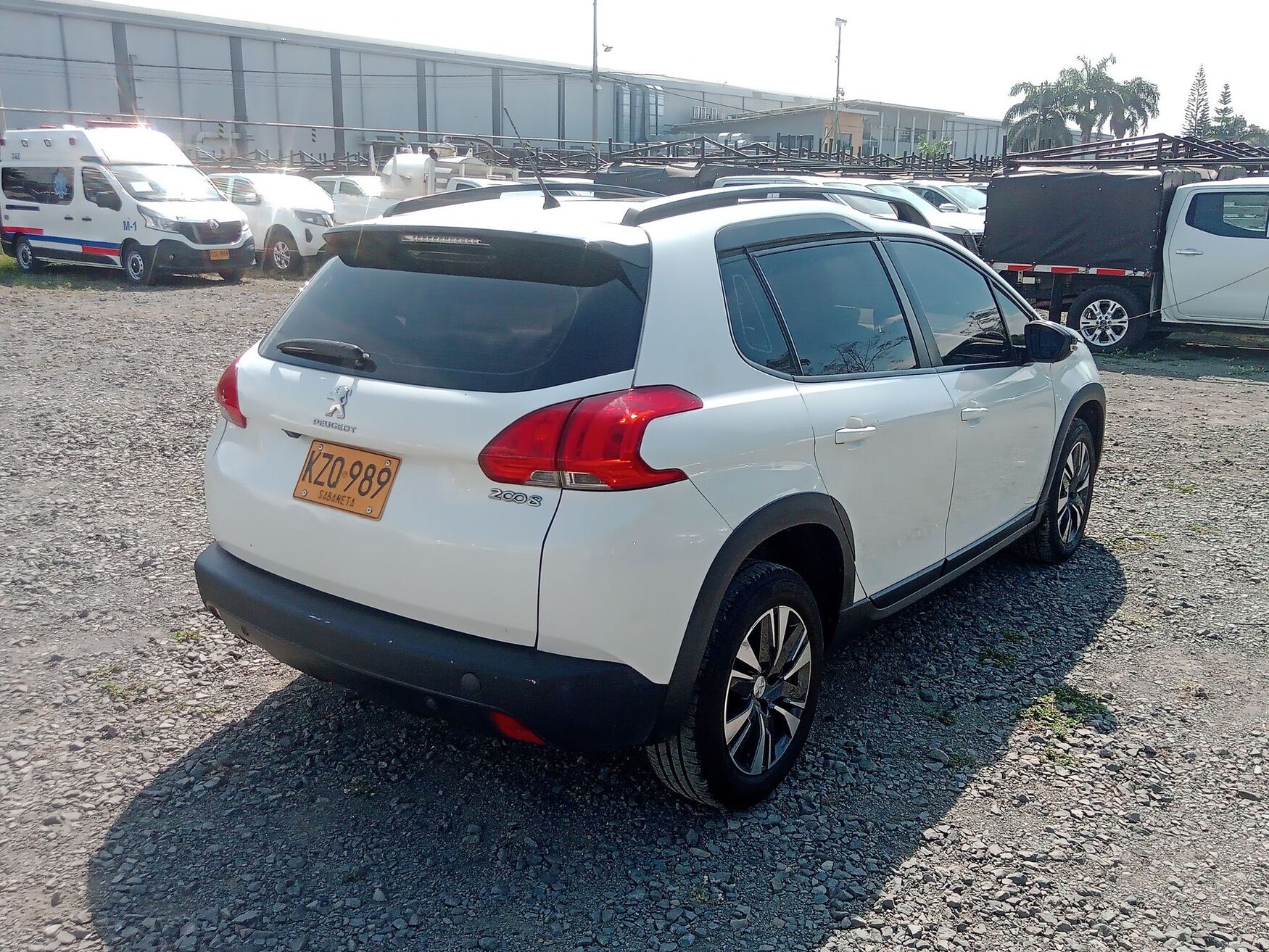 PEUGEOT 2008 2022