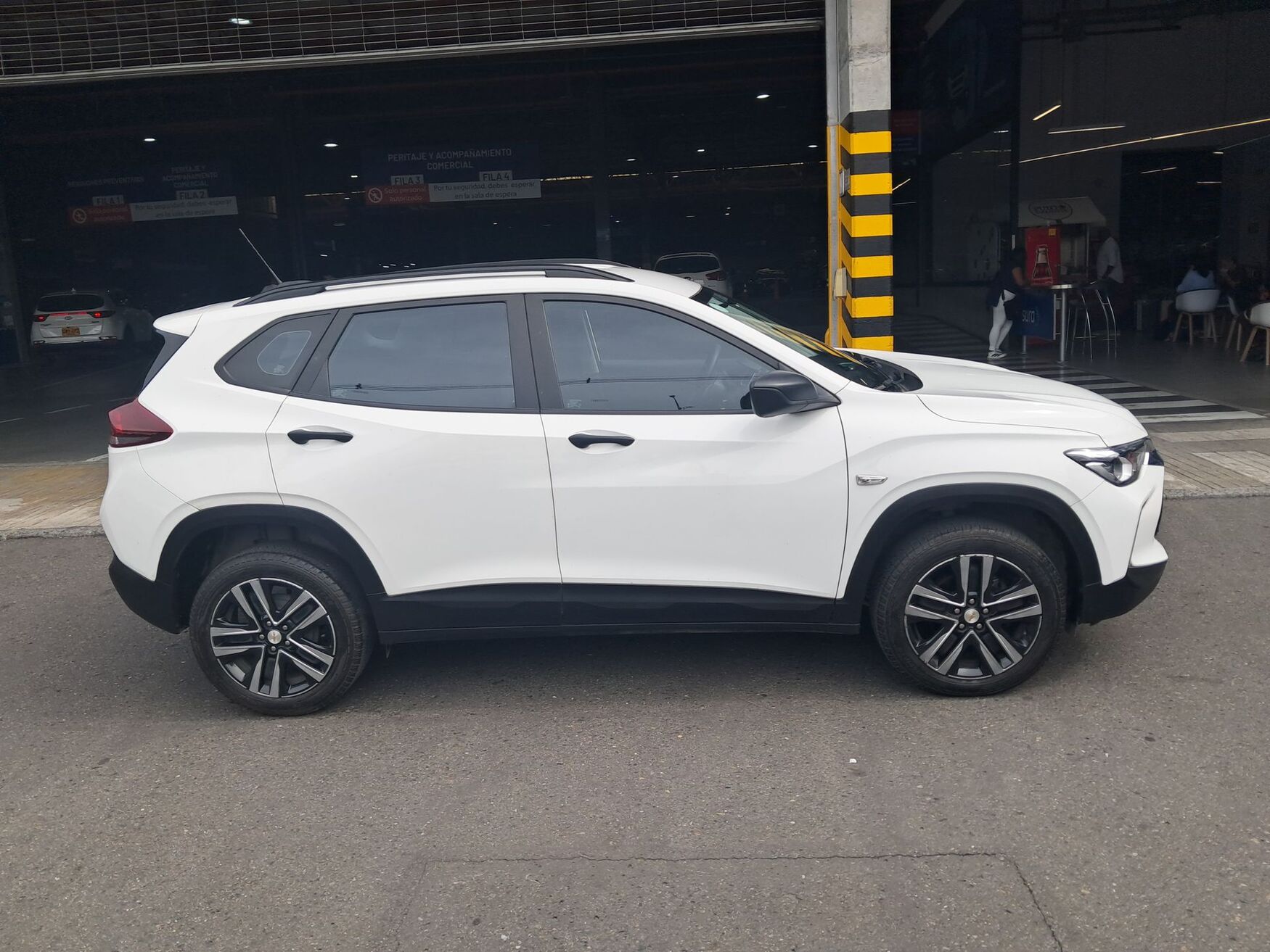 CHEVROLET TRACKER 2025