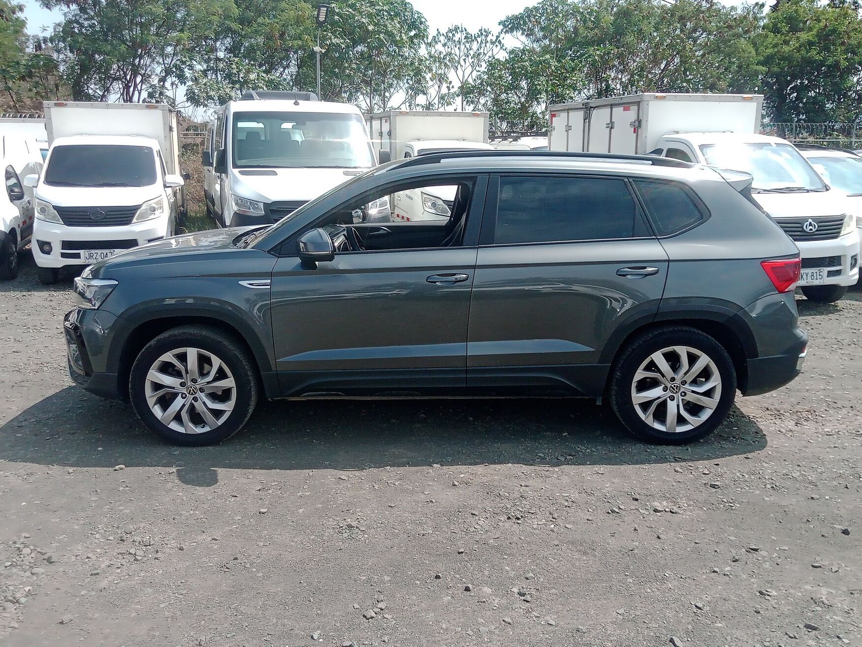 VOLKSWAGEN TAOS 2022