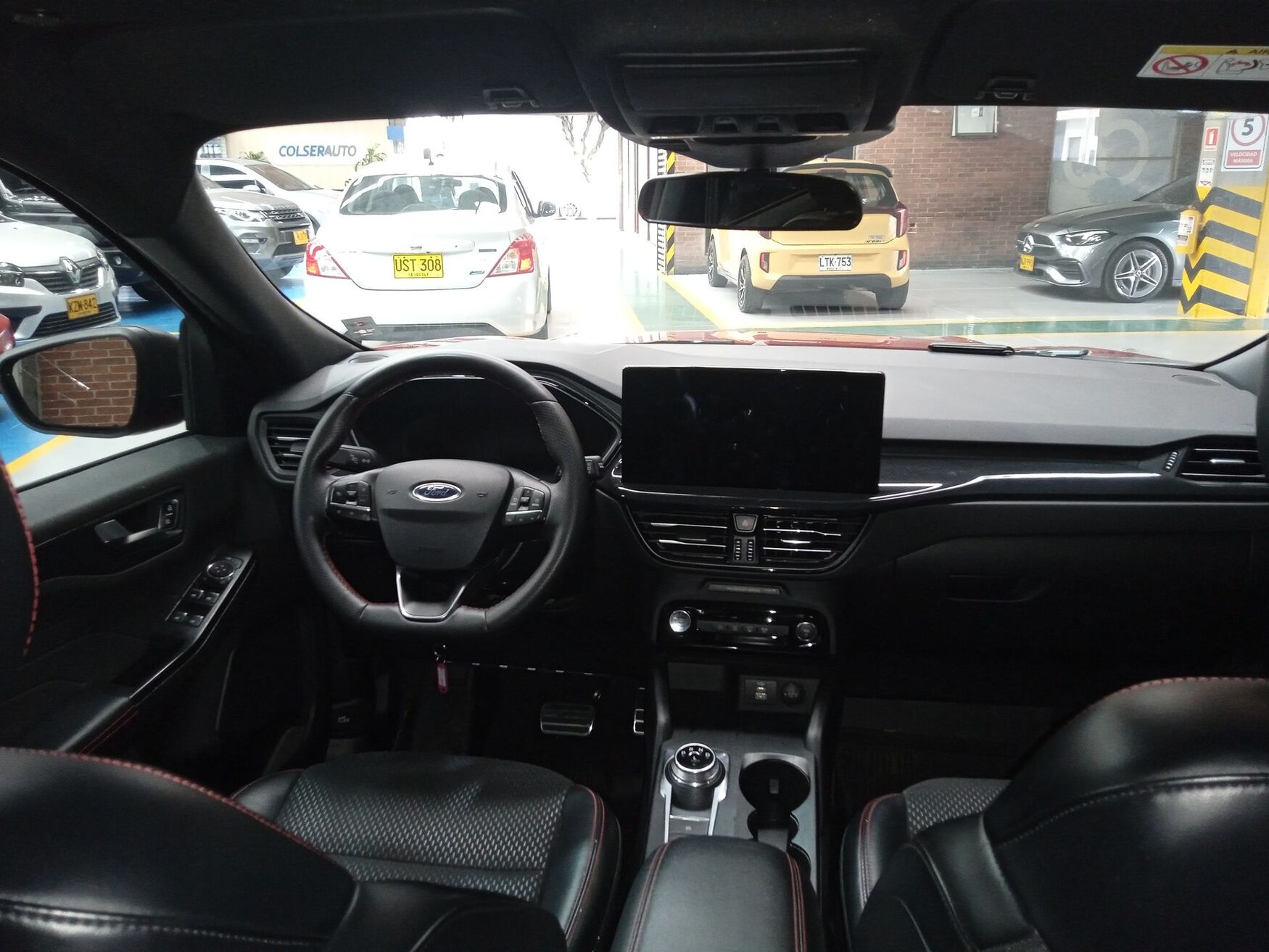 FORD ESCAPE 2024
