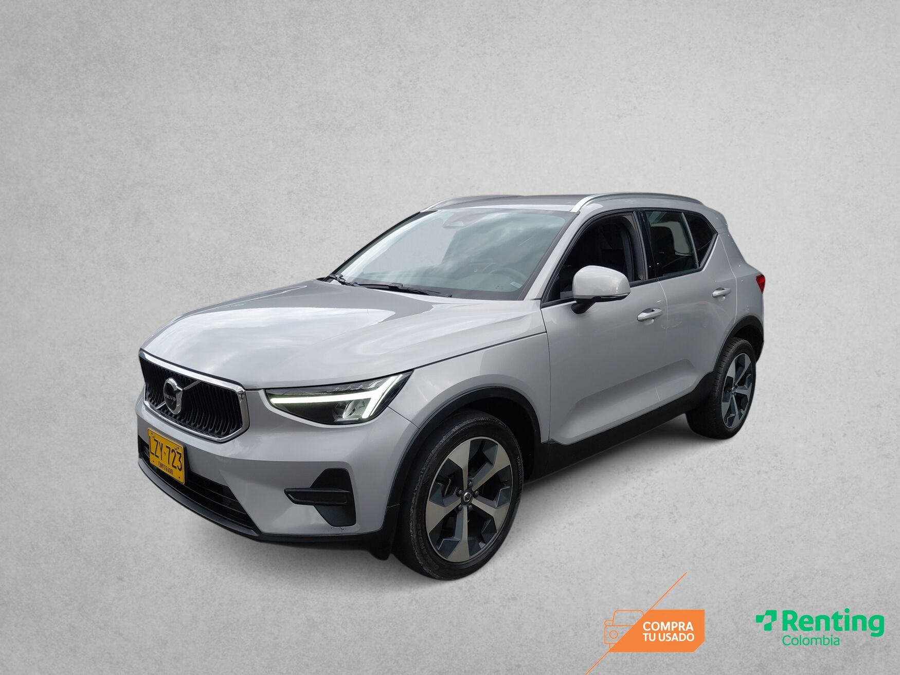 VOLVO XC40 2023