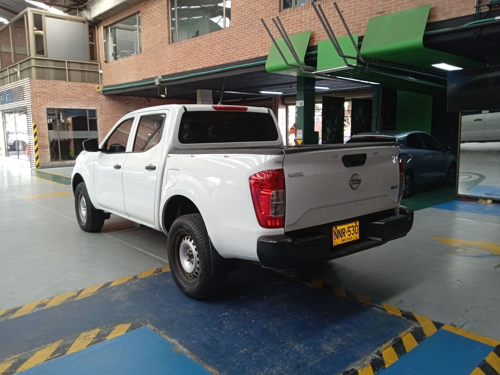 NISSAN FRONTIER 2024