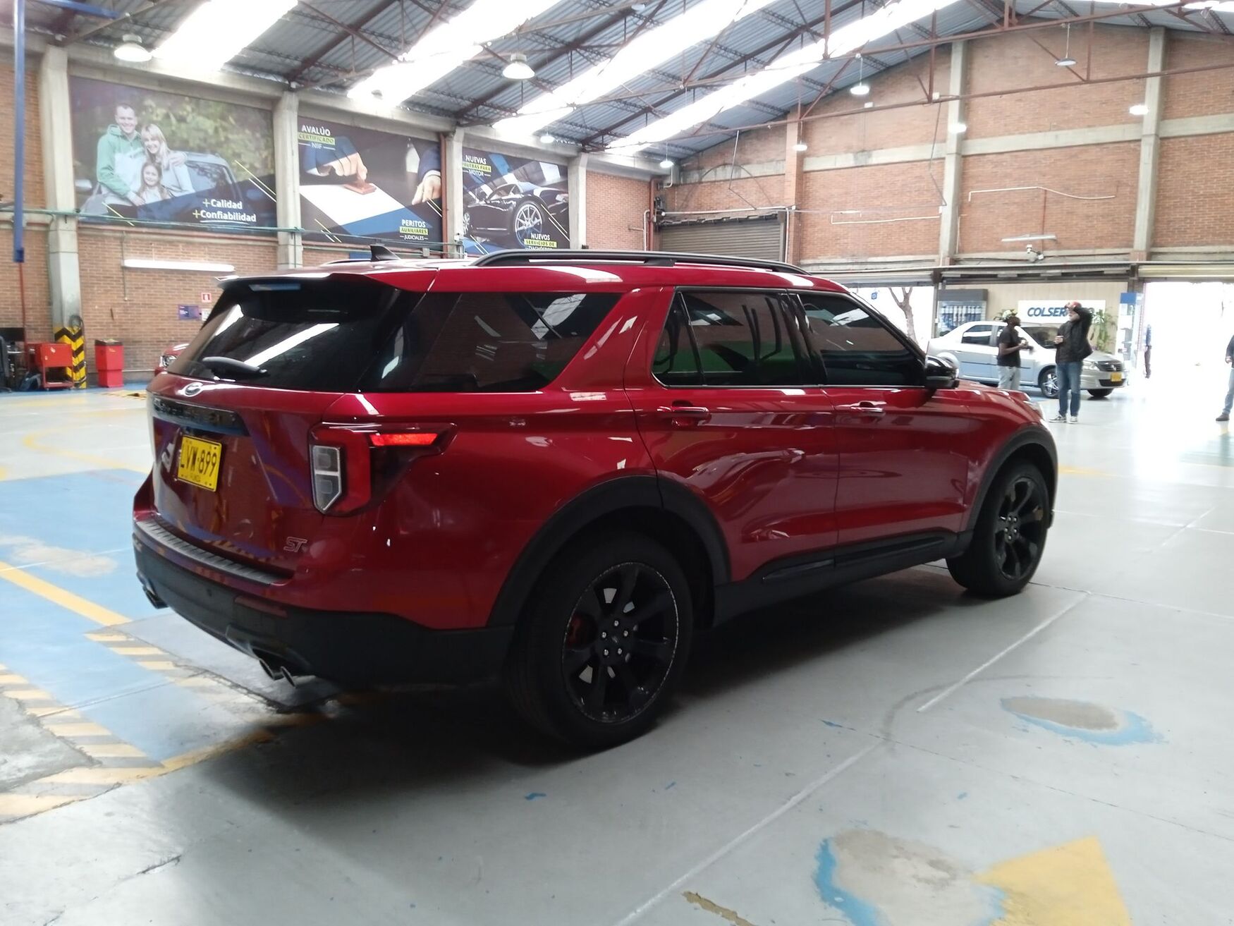 FORD EXPLORER 2023