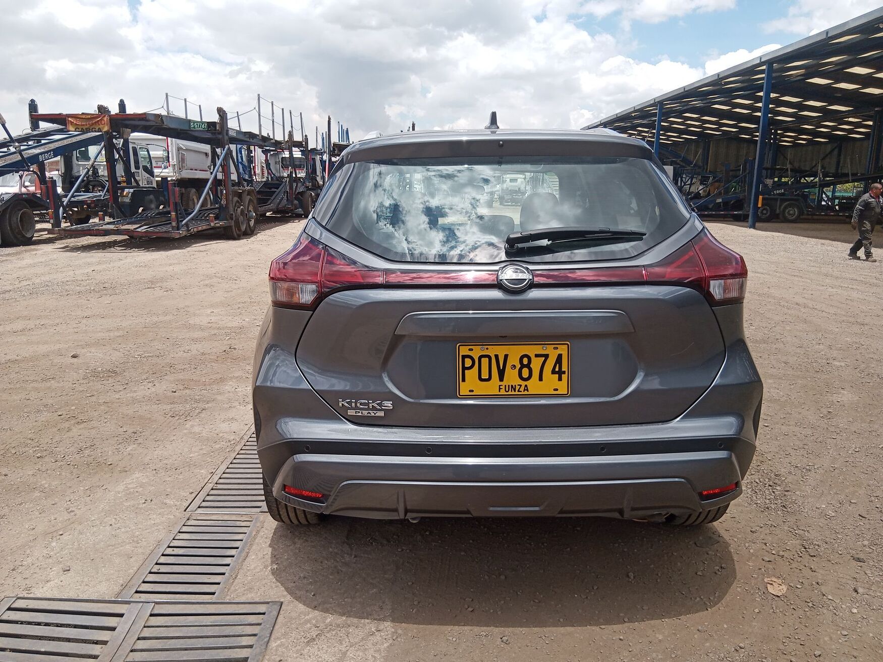 NISSAN KICKS 2026