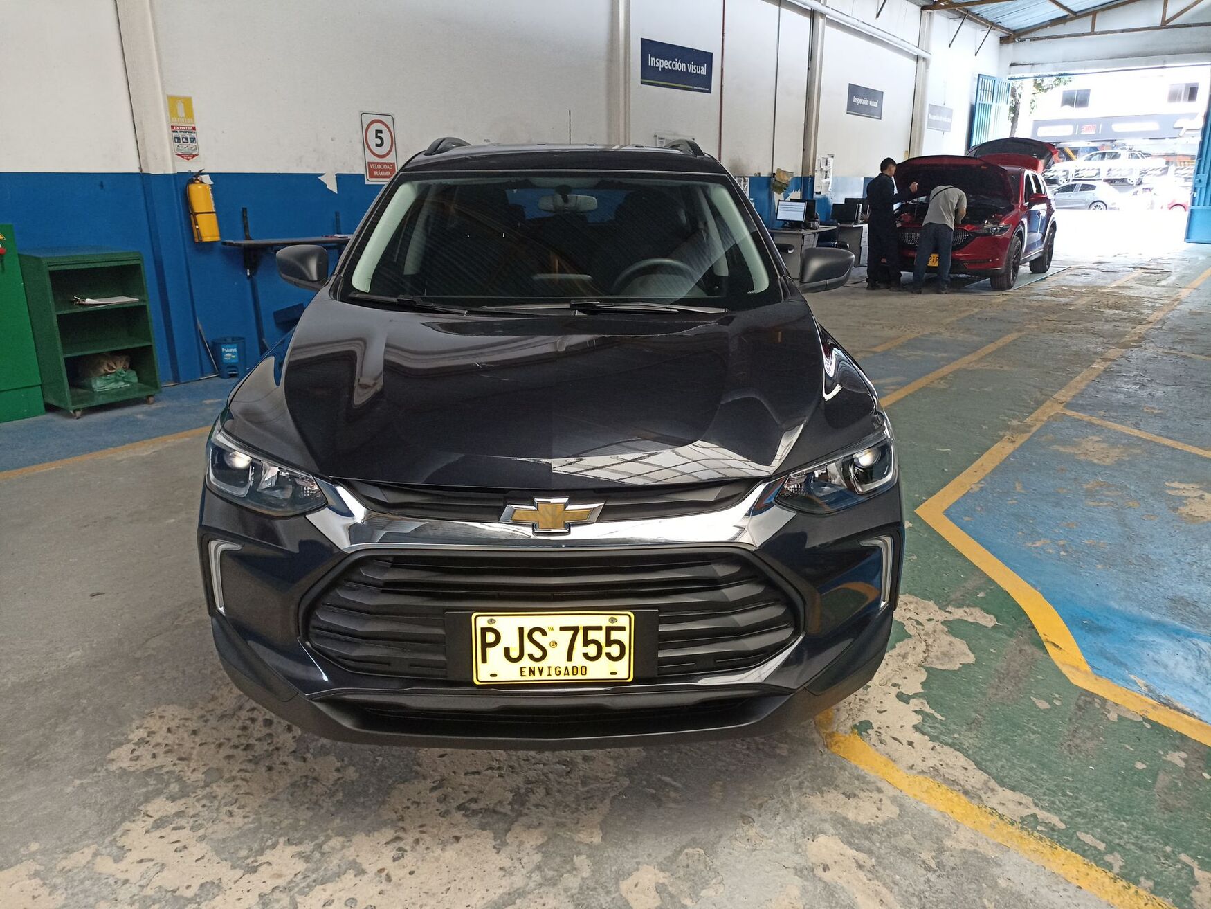 CHEVROLET TRACKER 2025
